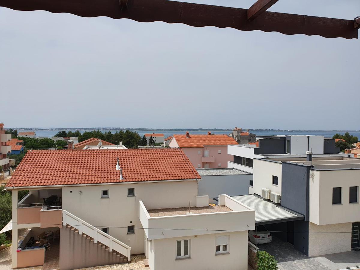 Aenona Sunny Apartment Vrsi Exterior foto